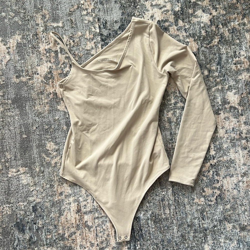 Abercrombie & Fitch bodysuit